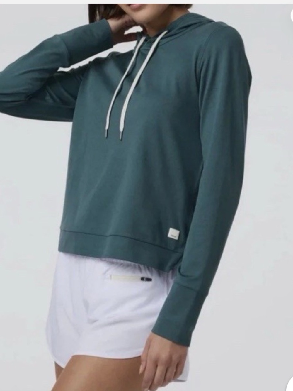 Vuori Halo Essential Pullover Hoodie in Forest
